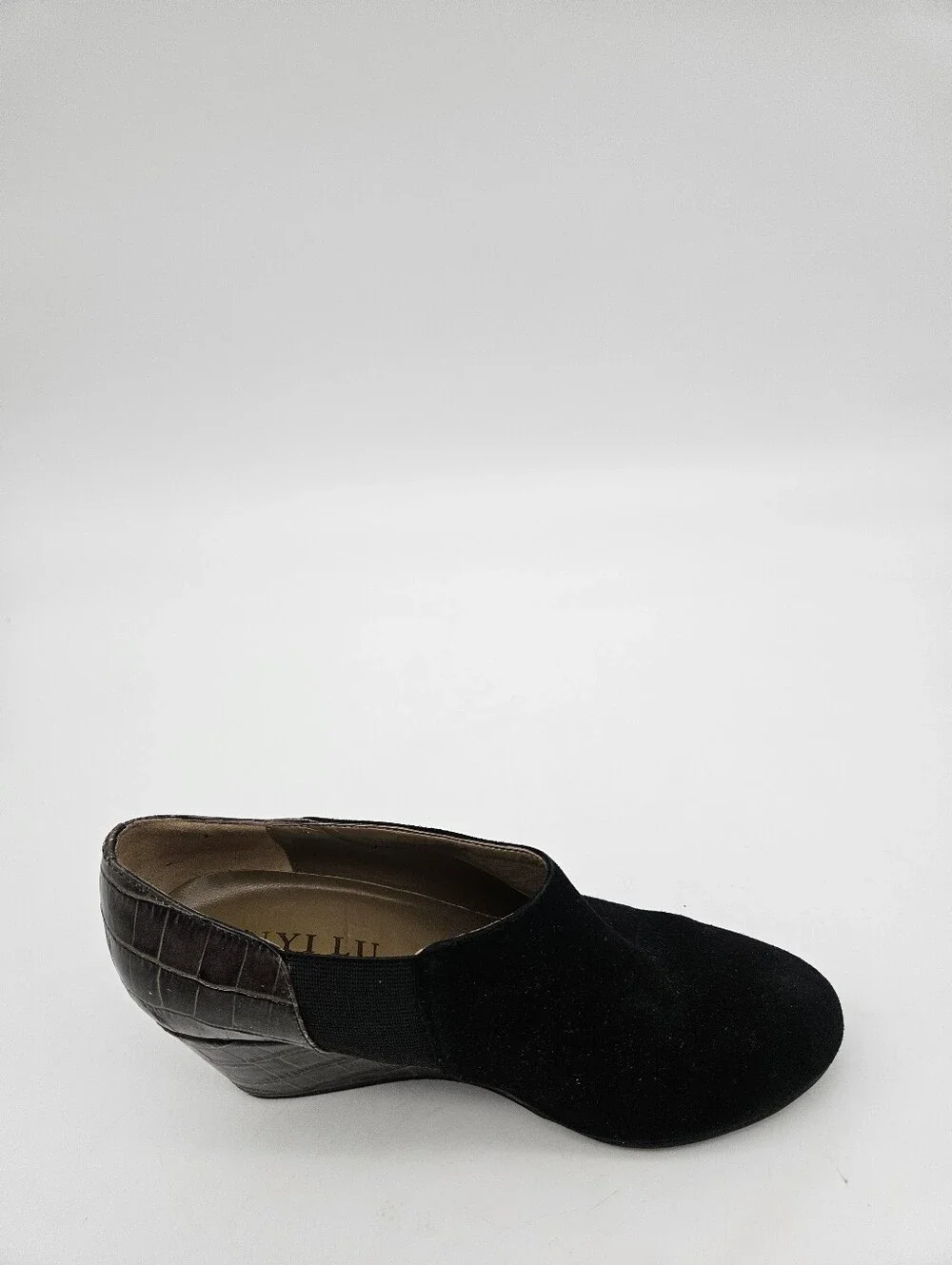 Anyi Lu Jessie  Suede Wedge Bootie Black Gray Women's Size 5